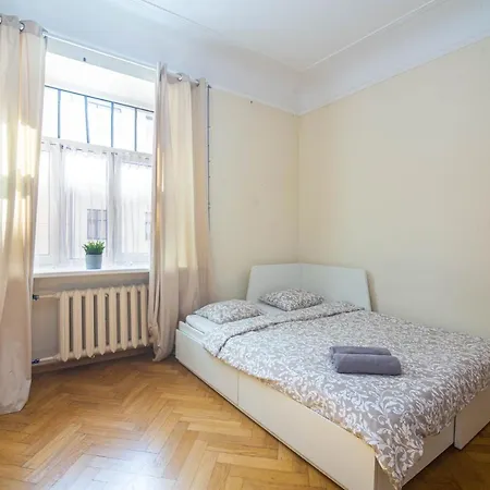 Apartment Cozy Three-room Flat In The Very Center Of *